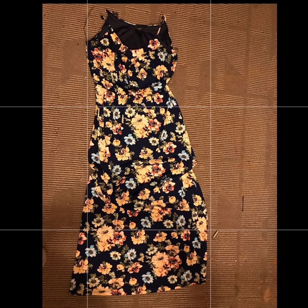 Long flowery dress !